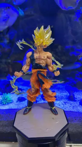 Boneco Dragon Ball Son Goku Super Saiyan
