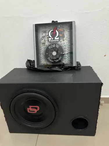 Caixa vedada automotiva + módulo 800w