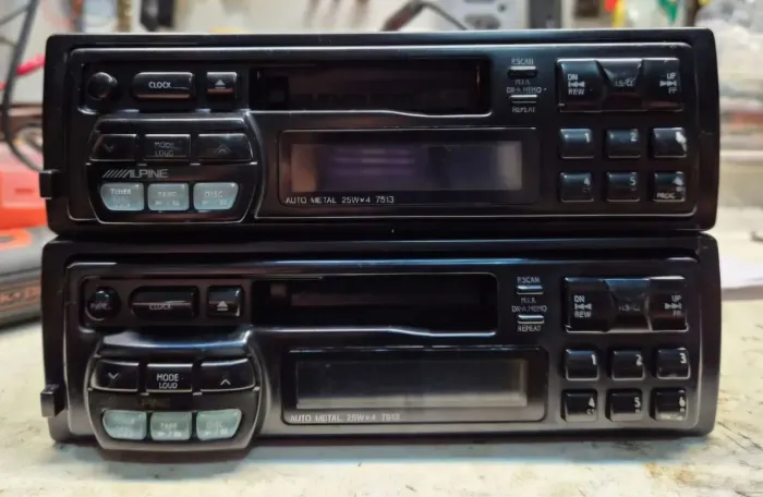 Radio toca fitas alpine
