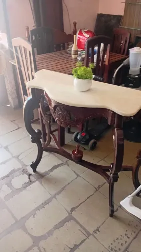 Aparador Estilo D.João VI (Estilo Colonial/império com tampo de mármore)