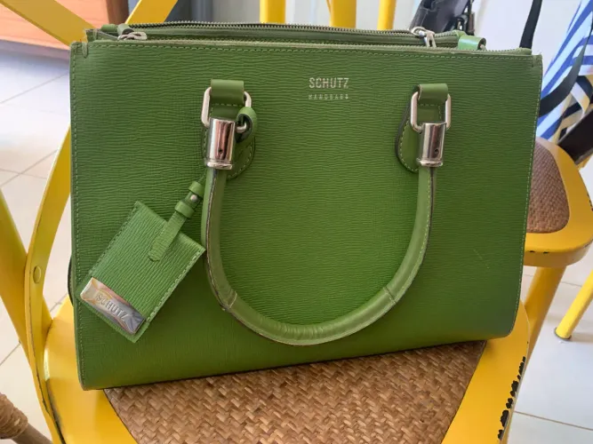 Bolsa feminina SCHUTZ