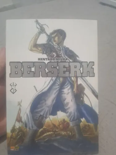Berserk volume 4 em perfeito estado 