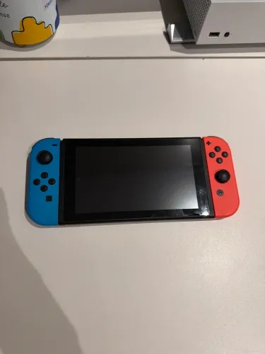 Nintendo Switch / 10 jogos inclusos