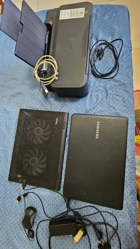 Notebook, cooler e impressora