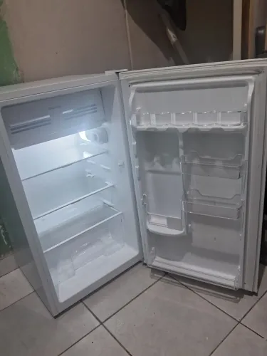 Frigobar Electrolux Seminovo. Faço entrega