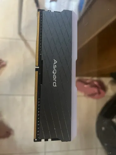 Memória RAM 8GB Asgard 3200 GHz com RGB 