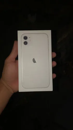 iPhone 11 64 GB