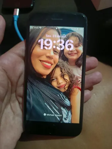 IPhone SE 2021