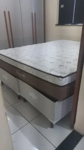 Cama box Queen Size da Paropas, medidas padrão 30cm X 1,98m X 1,58m 