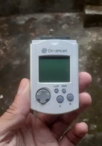 VMU dreamcast branquinho funcionando normalmente.