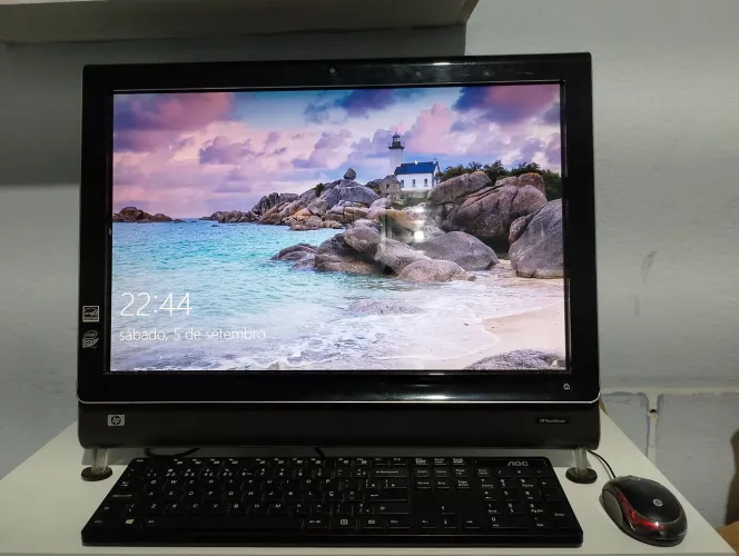 All in One HP touchscreen 4 RAM 2.17 GHz