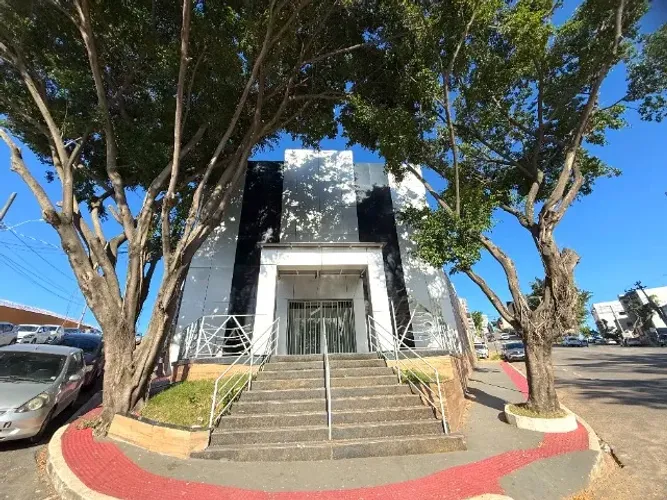 Alugo Imóvel Comercial reformado em Campo Grande com 956m² construídos - R$ 36.000,00