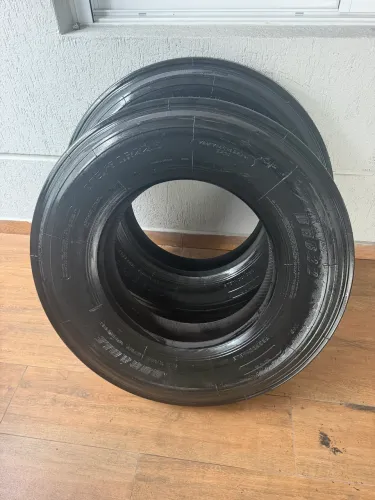 Pneu 275/80/22,5 durable