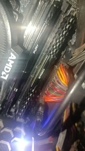 Memória ram ddr4 16gb Corsair 3200Mhz XMP 2.0