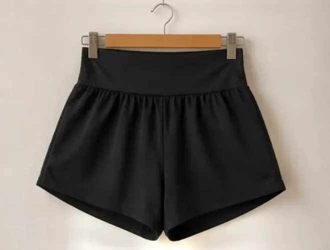 Short Preto Feminino