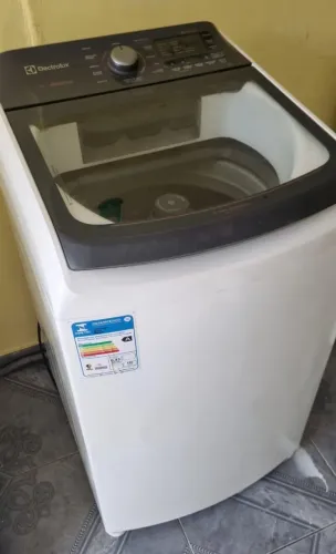 Máquina de lavar Electrolux de 14kg