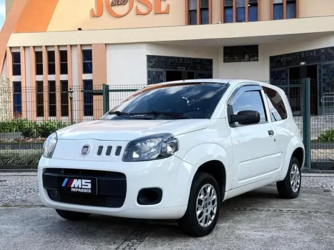 Fiat Uno Attractive 1.0 EVO Fire Flex 8V 5P 2014