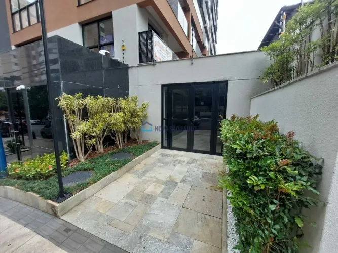 Loja comercial para locação! A 650 metros do metrô Praça da Árvore