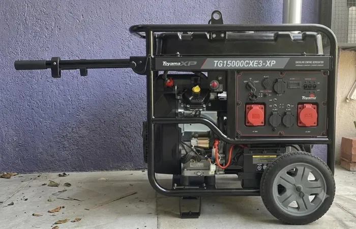 Gerador Toyama 17kva TG15000CXE3-XP Seminovo - Revisado Recente!