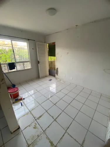 Alugo apartamento no 1 andar