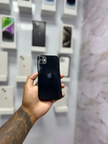 IPHONE 11 64GB PRETO<br>R$ 999,00