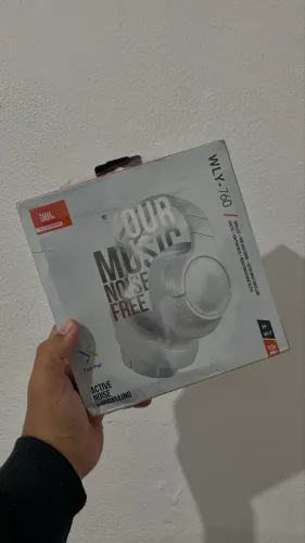 Fones de ouvido JBL 760