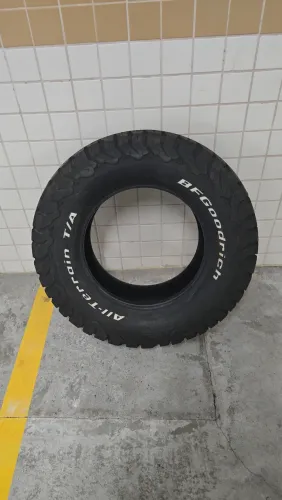 Pneu AT BF Goodrich KO2 265 70 R17