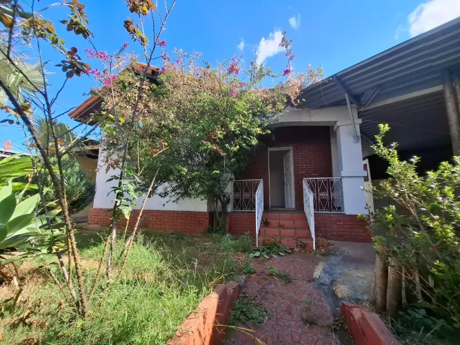 Casa com 5 quartos para alugar em Belo Horizonte
