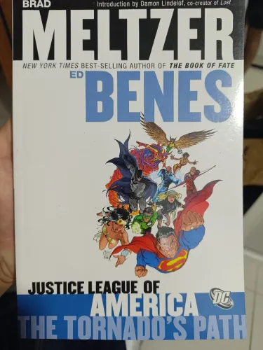 HQ Liga da Justiça da América - por Brad Meltzer e Ed Benes | Edição Americana
