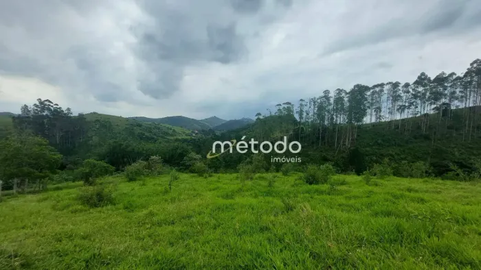 Sítio com 12 quartos à venda, 145200 m² por R$ 1.700.000 - Bairro Jardim Costão - Santa Br