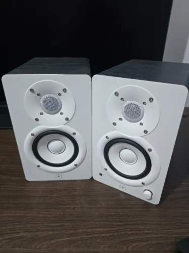 Yamaha Hs4 White Par De Monitores Estudio 110v