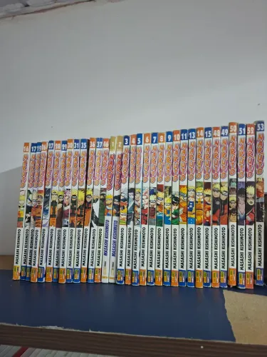 33 volumes do mangá de naruto