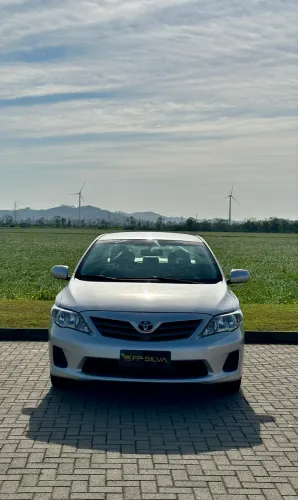 Toyota Corolla GLI 1.8 Flex 16V Aut. 2013