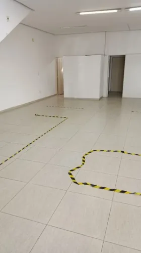Salão comercial para alugar, 140m² - Vila Virginia
