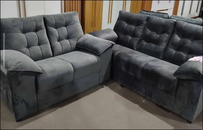 Jogo de sofa 2 e 3 lugares novos