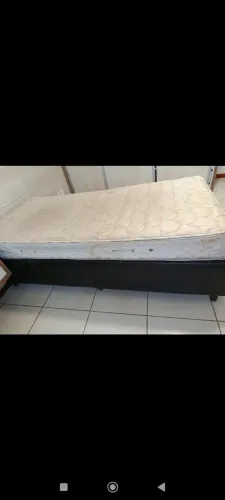 Cama Box e colchão de mola