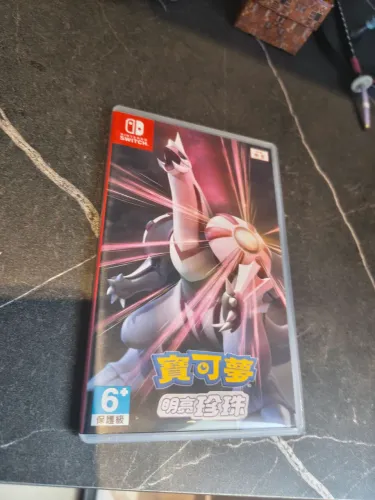 Pokémon shinning pearl Nintendo switch mídia física (Multi-línguas)