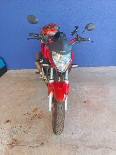 Cb 300 TOP. em dias