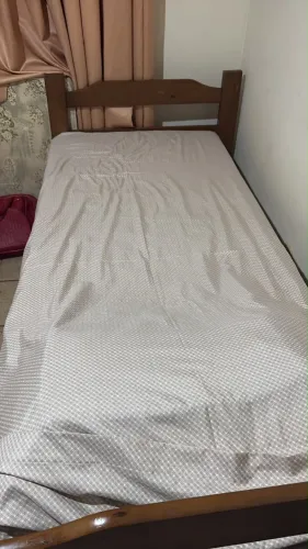 Cama com colchão