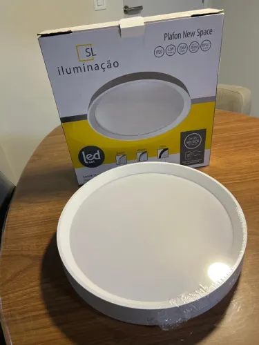 Luminária em LED Nova