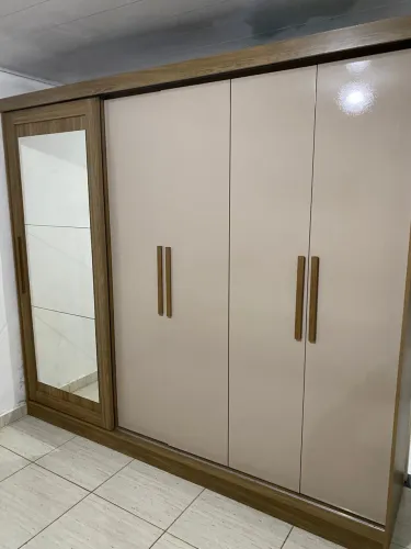 Guarda Roupas de Casal