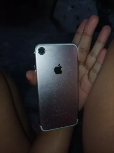 iPhone 7 128gb troco por um plus e dou 100 de volta 