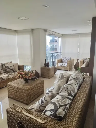 Ótima oportunidade, apartamento todo mobiliado no Ipiranga, com 213m².