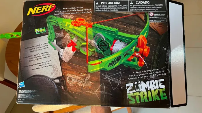 Nerf Zombie Strike Na caixa