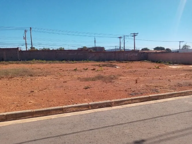 Lote 16 quadra 33 no residencial Pampulha em montes claros