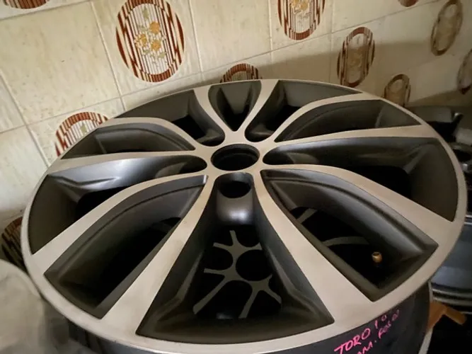Roda Fiat Toro aro 18 original unidade não é réplica valor mínimo consulte o jogo 