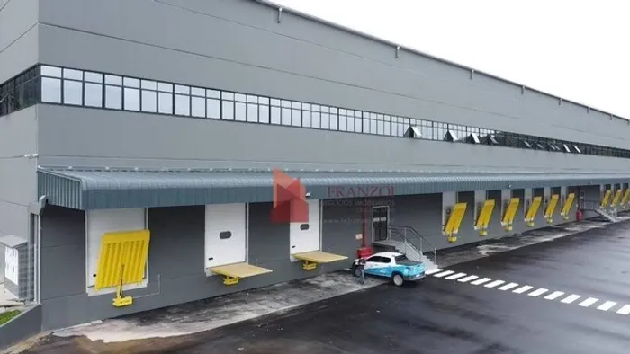 ALUGUEL: ARMAZÉM LOGISTICO 4.200 m² em GARUVA /SC.