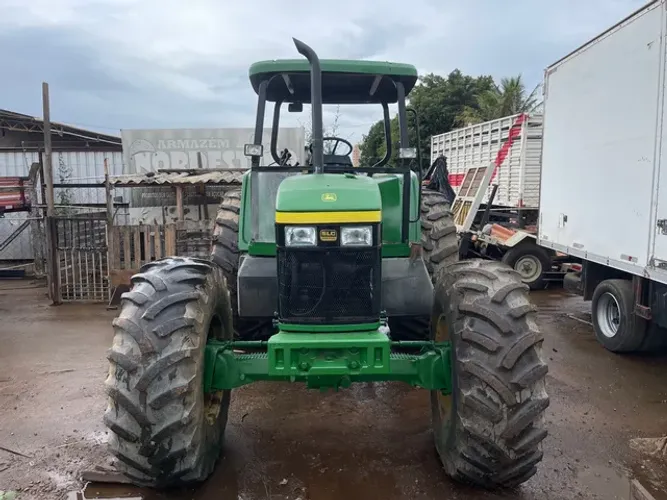 John Deere 7500