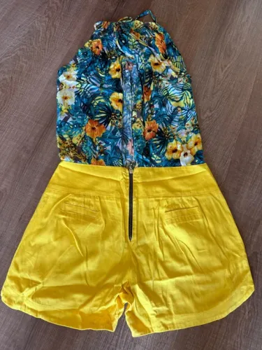 Macaquinho, tamanho M, hiper novinho 