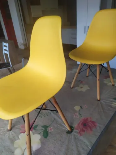 Cadeiras Eames 